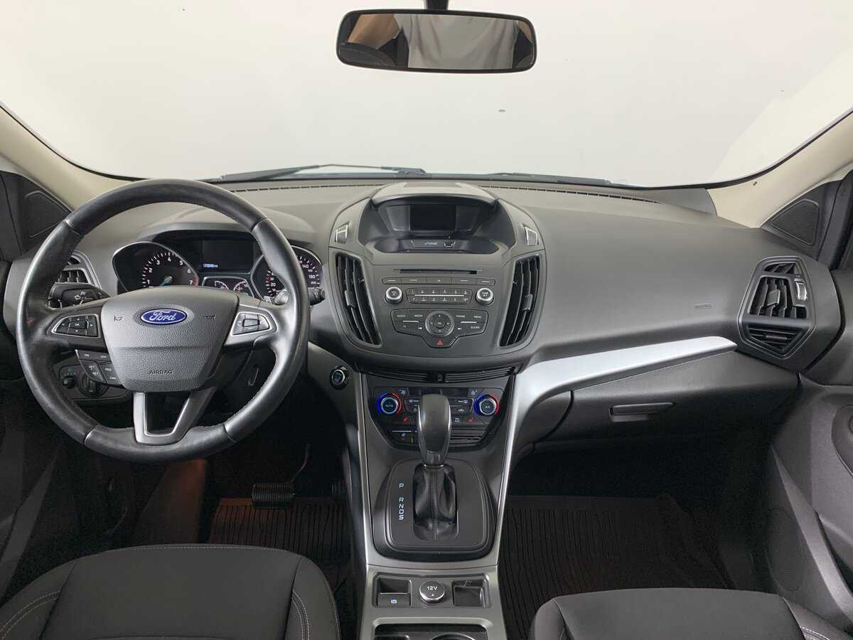 Ford Kuga 2017 года с пробегом. Фото: #12