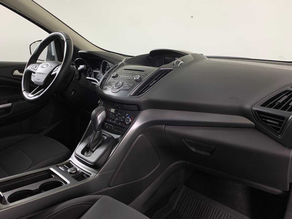 Ford Kuga 2017 года с пробегом. Фото: #13