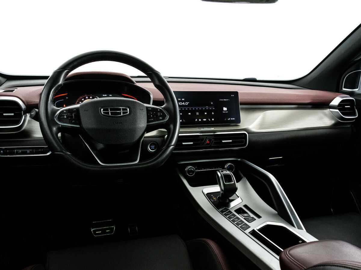 Geely Coolray 2022 года с пробегом. Фото: #10