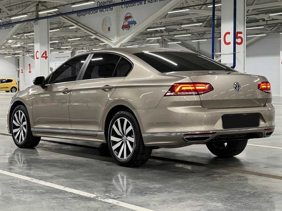 Volkswagen Passat 2016 года с пробегом. Фото: #6