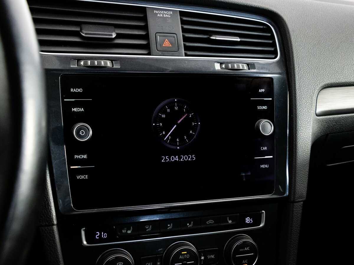 Volkswagen Golf 2018 года с пробегом. Фото: #14