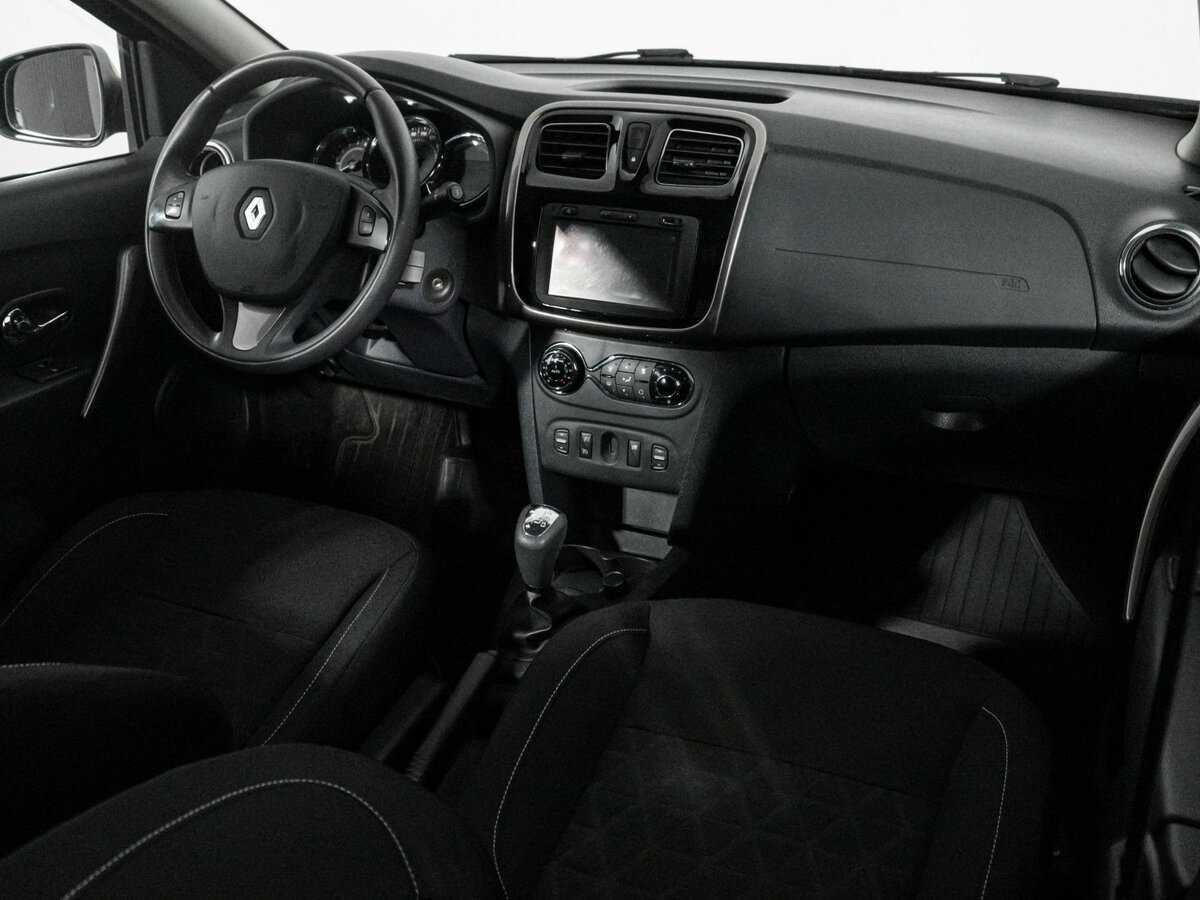 Renault Sandero 2015 года с пробегом. Фото: #11