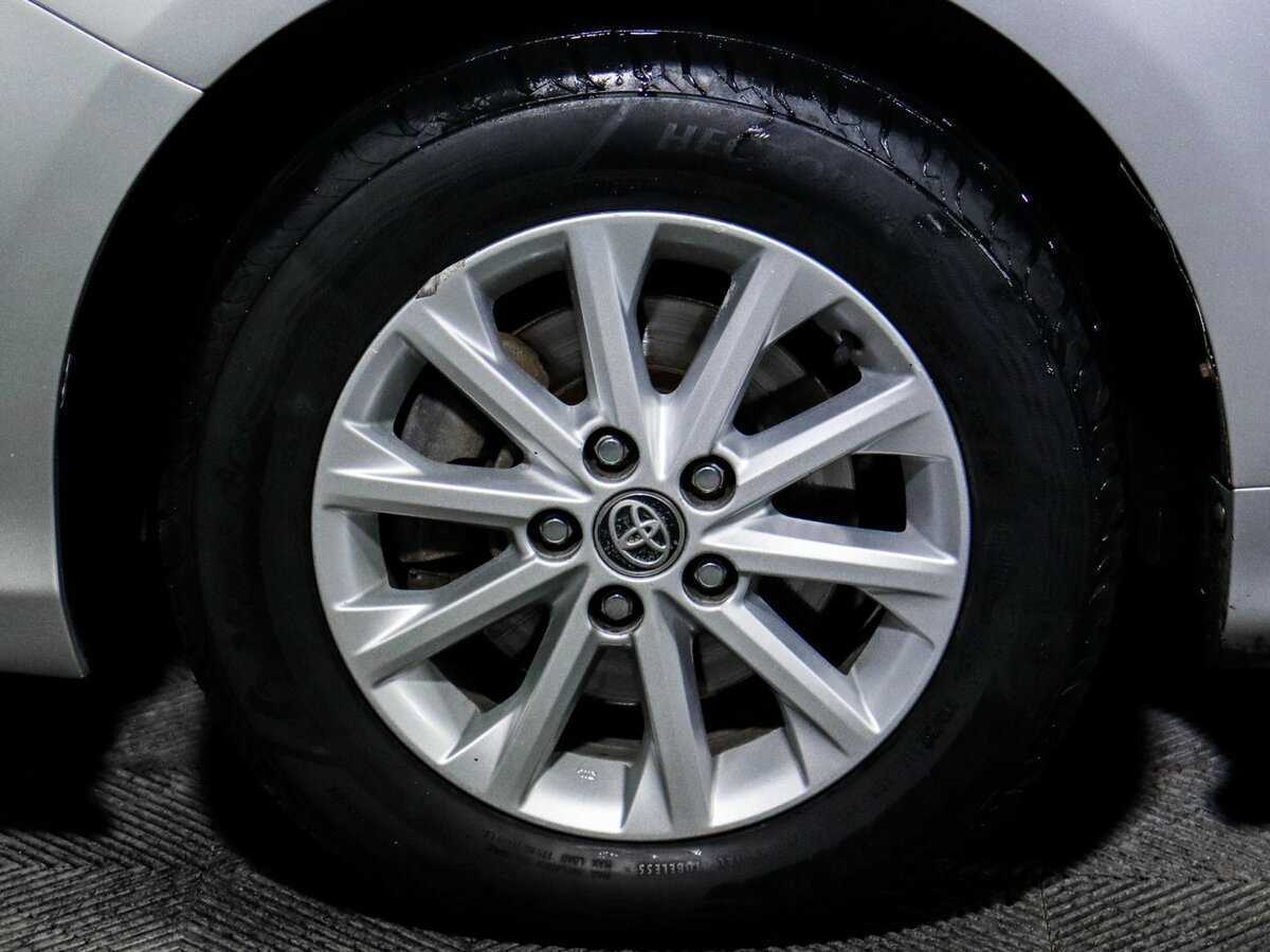 Toyota Camry 2013 года с пробегом. Фото: #13