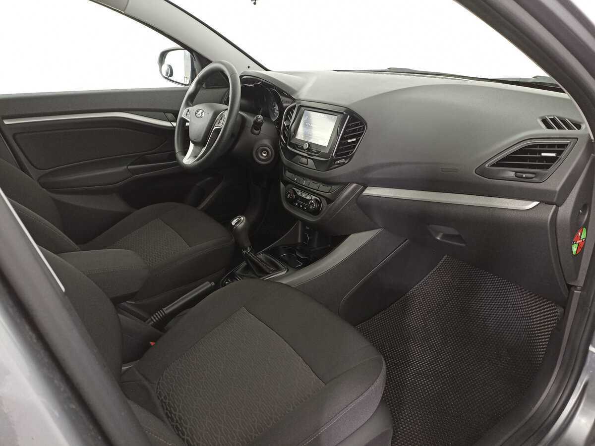 Lada (ВАЗ) Vesta 2018 года с пробегом. Фото: #9