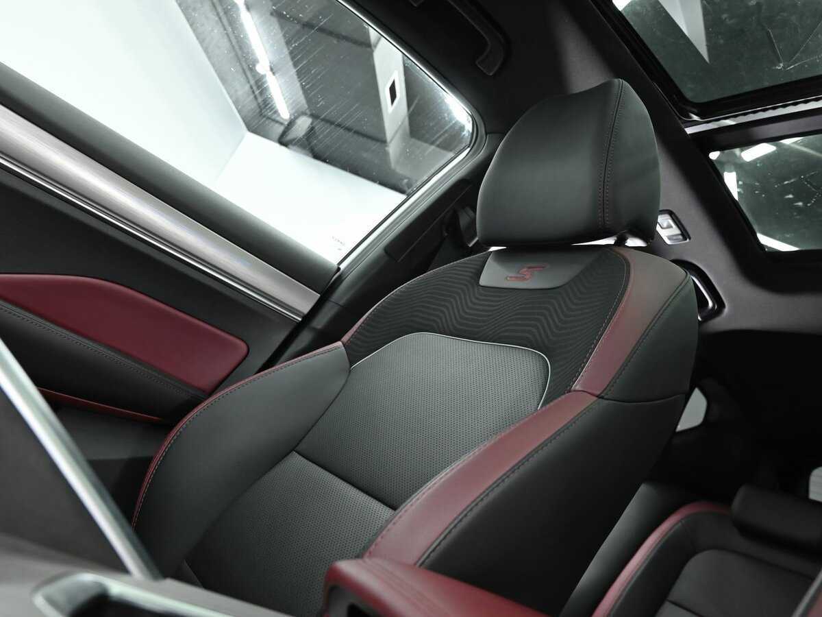 Geely Coolray 2022 года с пробегом. Фото: #15