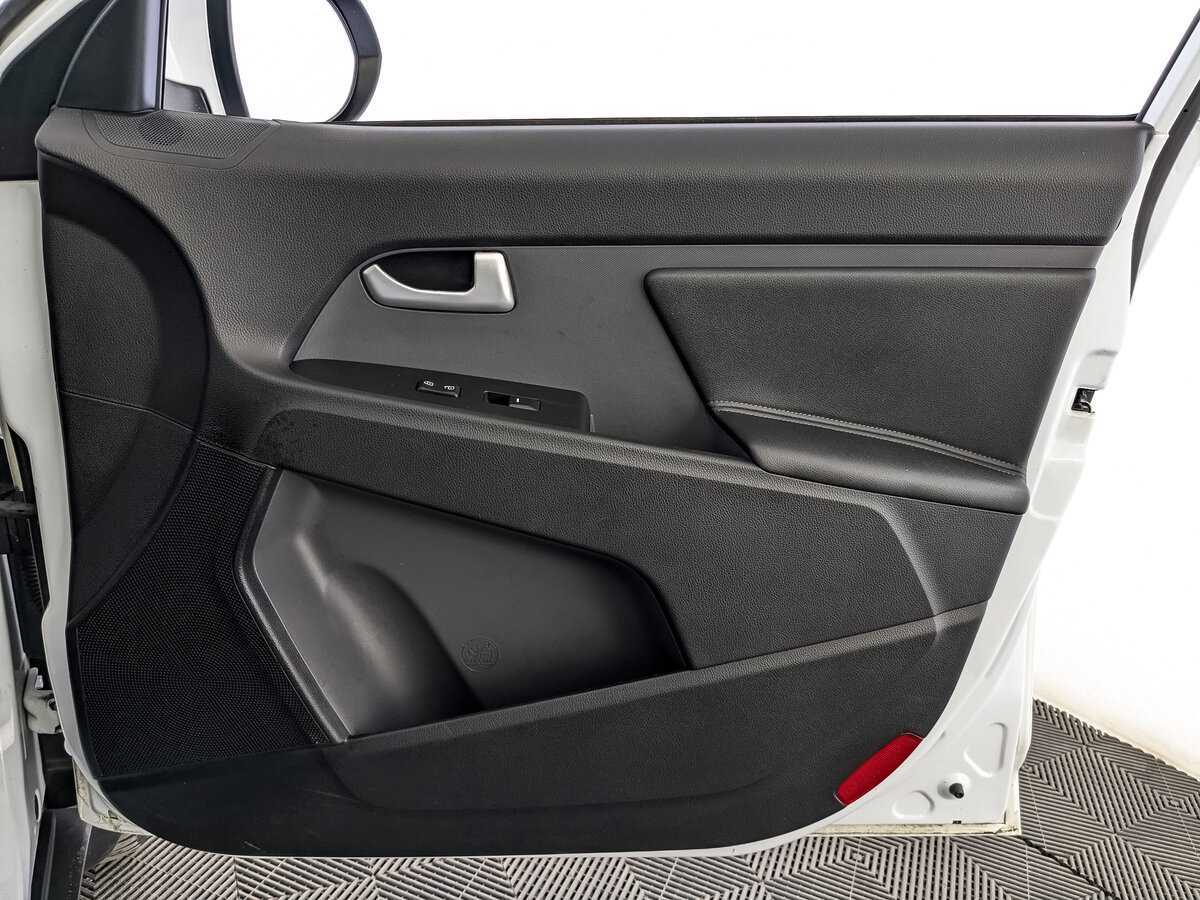 Kia Sportage 2012 года с пробегом. Фото: #23