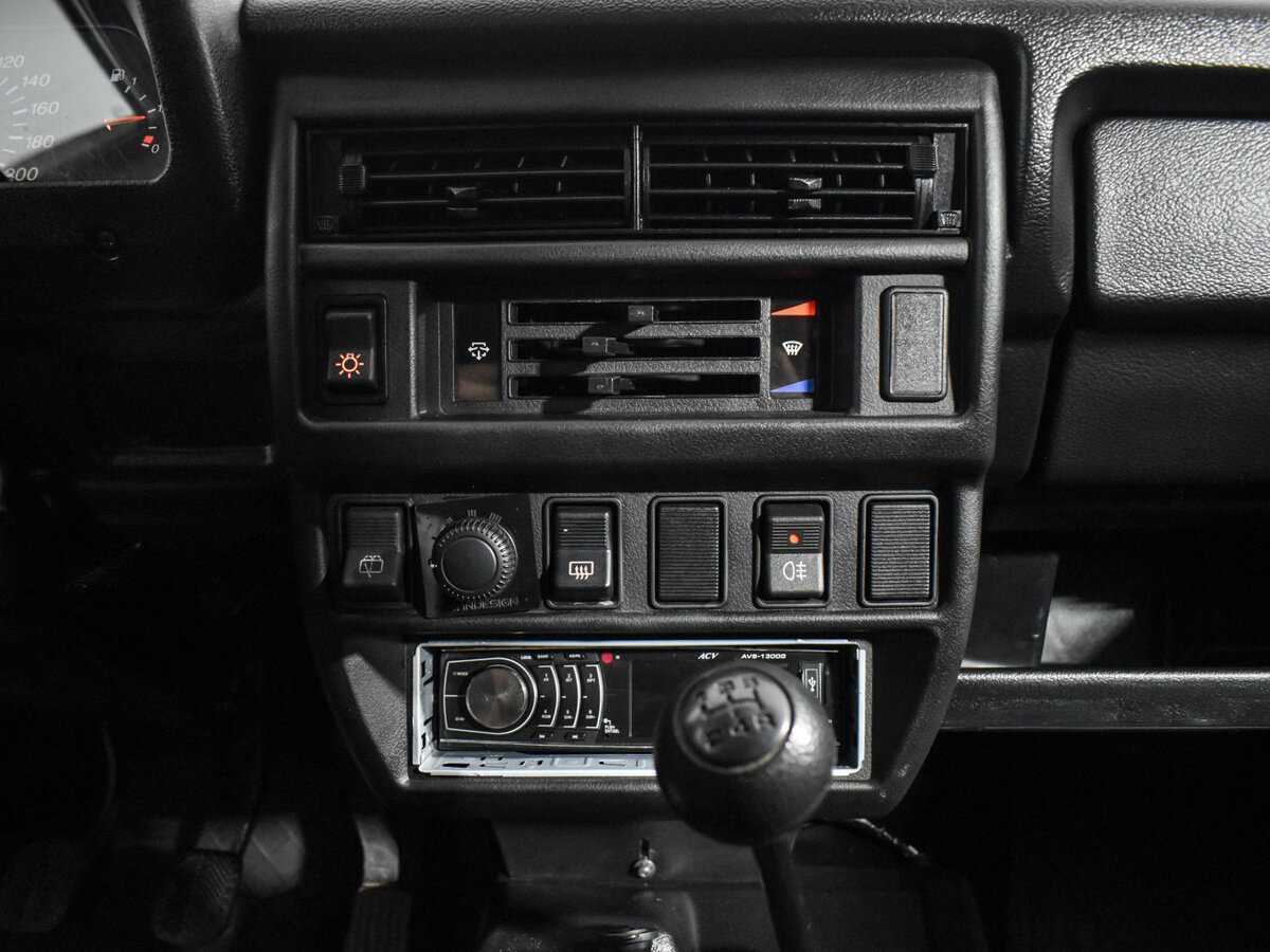 Lada (ВАЗ) 2131 (4x4) 2015 года с пробегом. Фото: #16