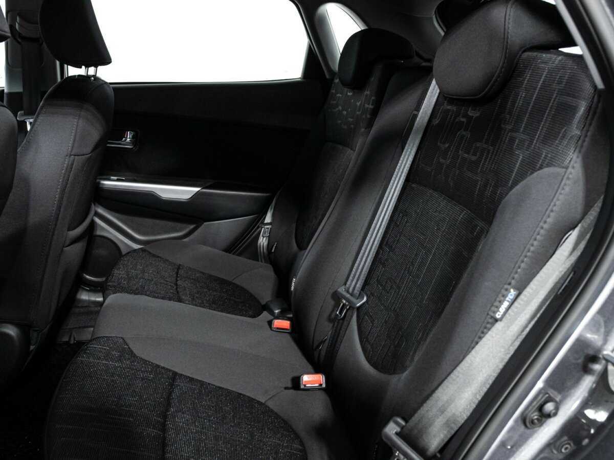 Kia Rio 2013 года с пробегом. Фото: #9