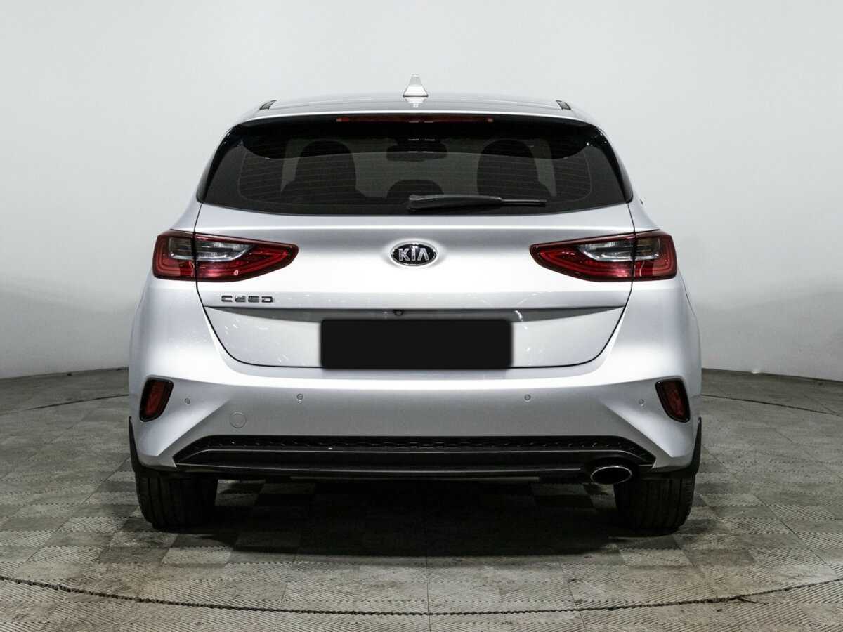 Kia Ceed 2020 года с пробегом. Фото: #4