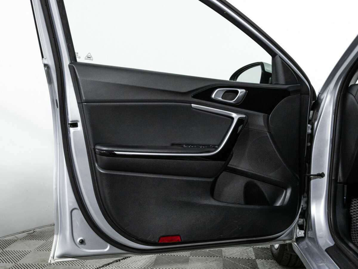 Kia Ceed 2020 года с пробегом. Фото: #23