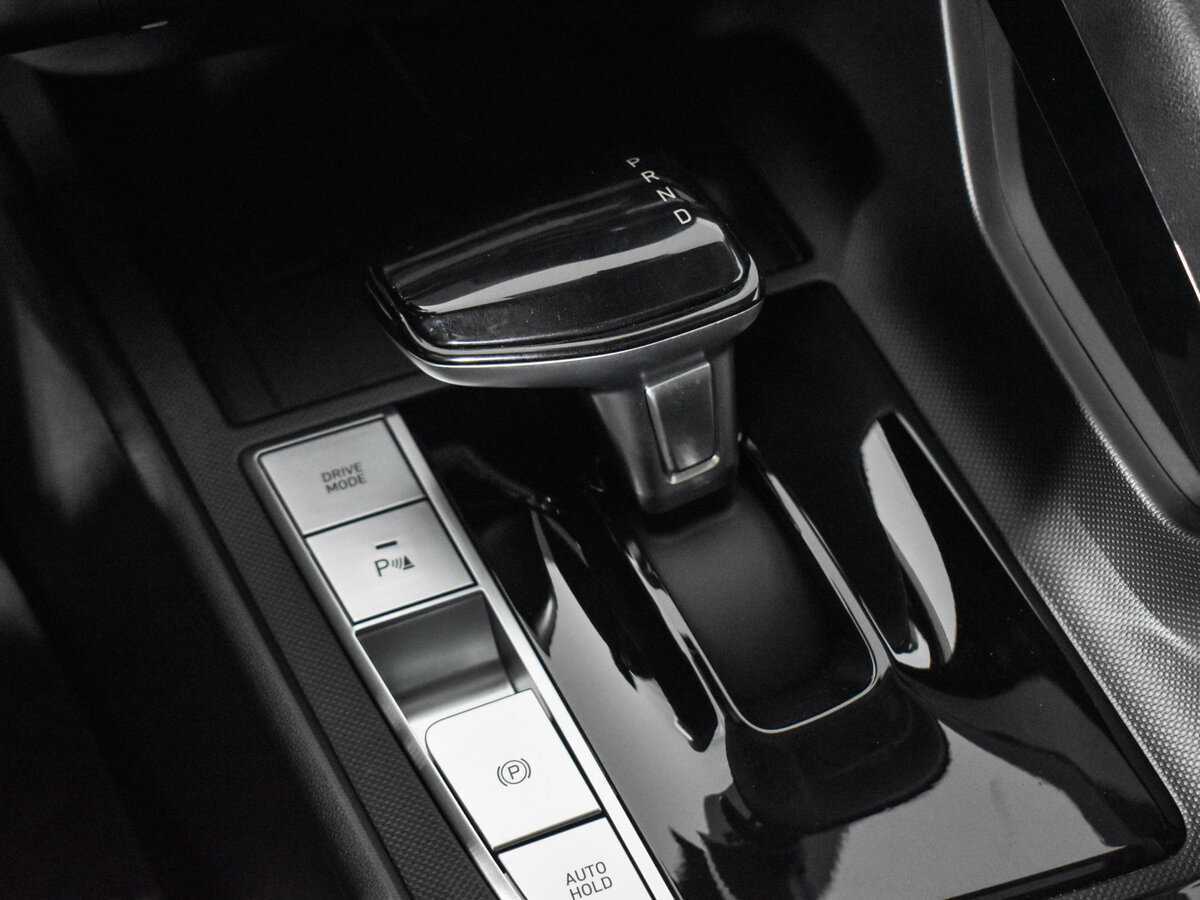 Hyundai Elantra 2023 года с пробегом. Фото: #10