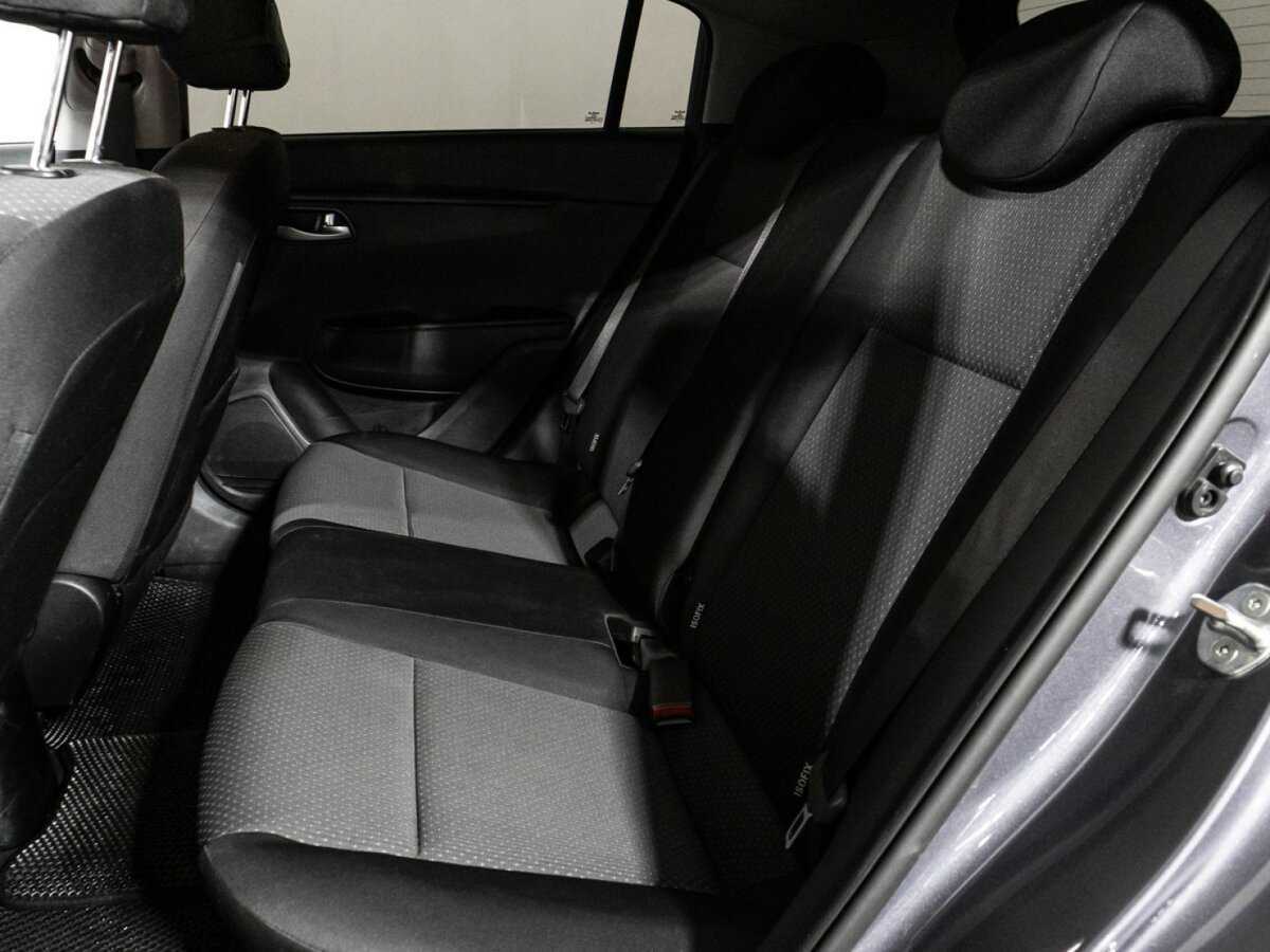 Kia Rio 2022 года с пробегом. Фото: #9