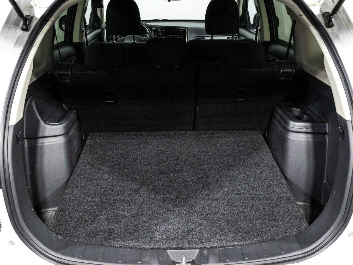 Mitsubishi Outlander 2016 года с пробегом. Фото: #14