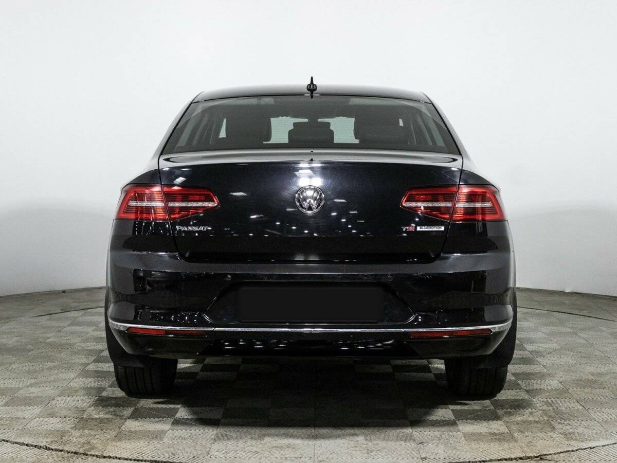 Volkswagen Passat 2016 года с пробегом. Фото: #5
