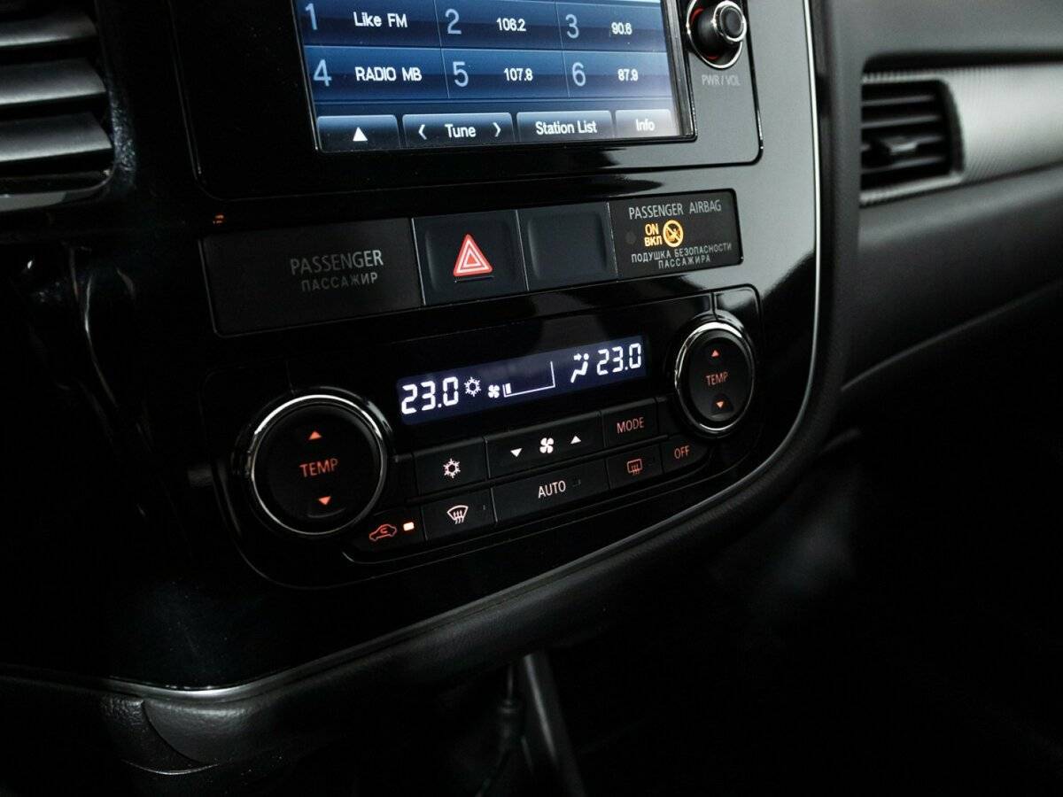 Mitsubishi Outlander 2012 года с пробегом. Фото: #16