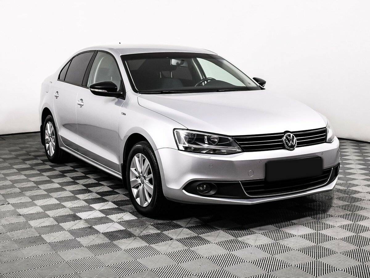 Volkswagen Jetta 2013 года с пробегом. Фото: #2