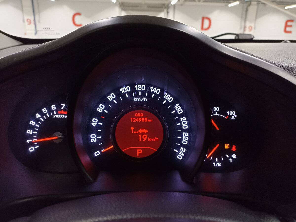 Kia Sportage 2013 года с пробегом. Фото: #12