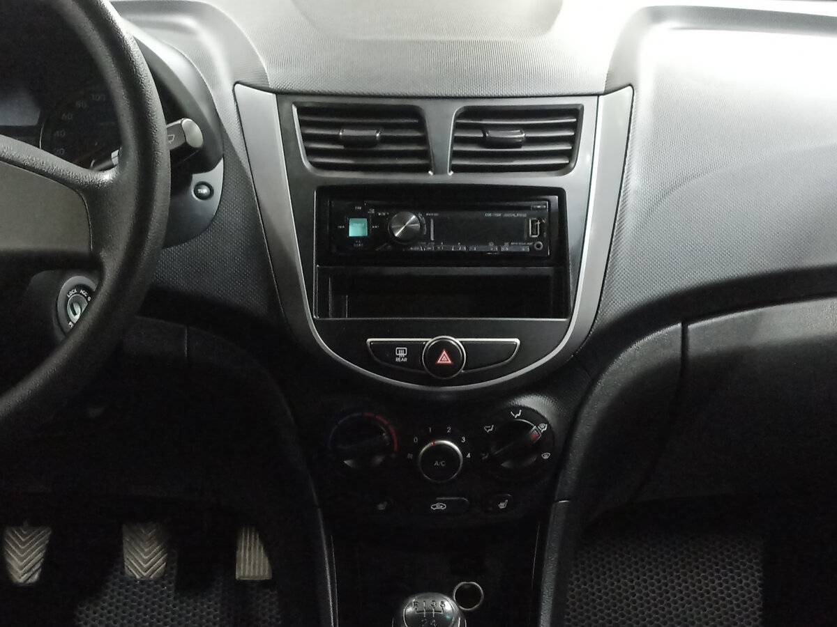 Hyundai Solaris 2016 года с пробегом. Фото: #14