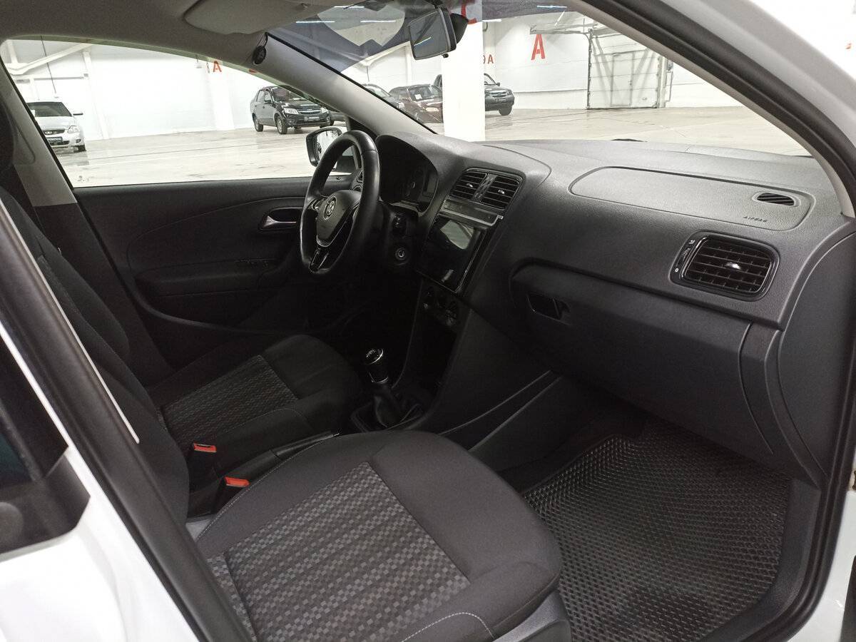 Volkswagen Polo 2016 года с пробегом. Фото: #10
