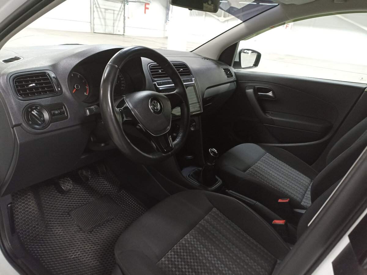 Volkswagen Polo 2016 года с пробегом. Фото: #15
