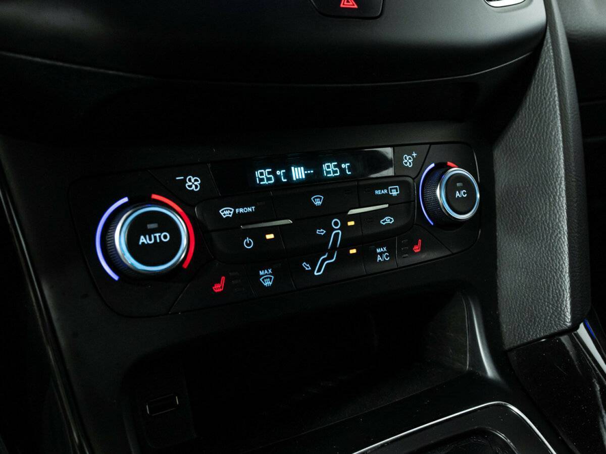Ford Focus 2017 года с пробегом. Фото: #14