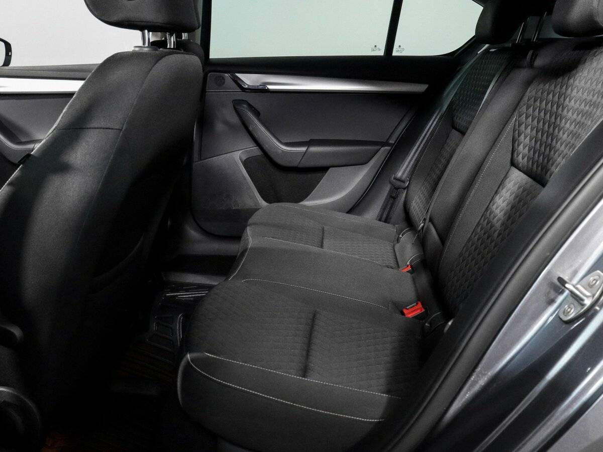 Skoda Octavia 2016 года с пробегом. Фото: #5