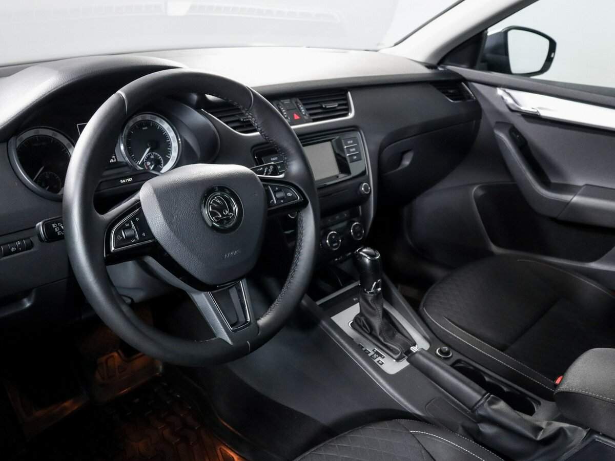 Skoda Octavia 2016 года с пробегом. Фото: #9