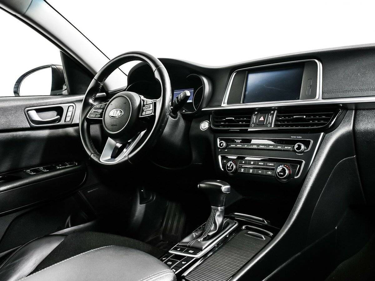 Kia Optima 2018 года с пробегом. Фото: #8