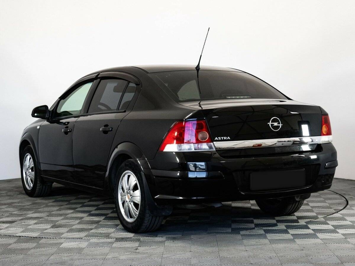 Opel Astra 2014 года с пробегом. Фото: #6