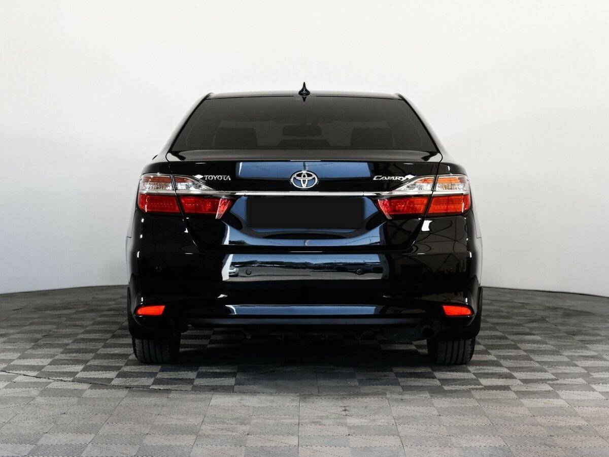 Toyota Camry 2017 года с пробегом. Фото: #4