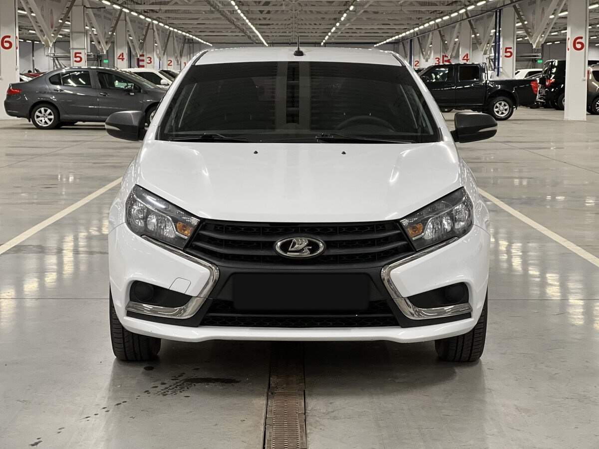 Lada (ВАЗ) Vesta 2018 года с пробегом. Фото: #1