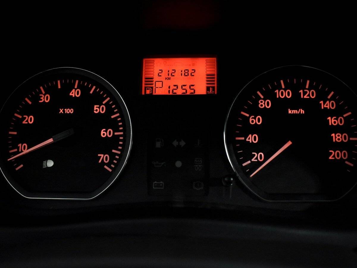 Nissan Almera 2013 года с пробегом. Фото: #18