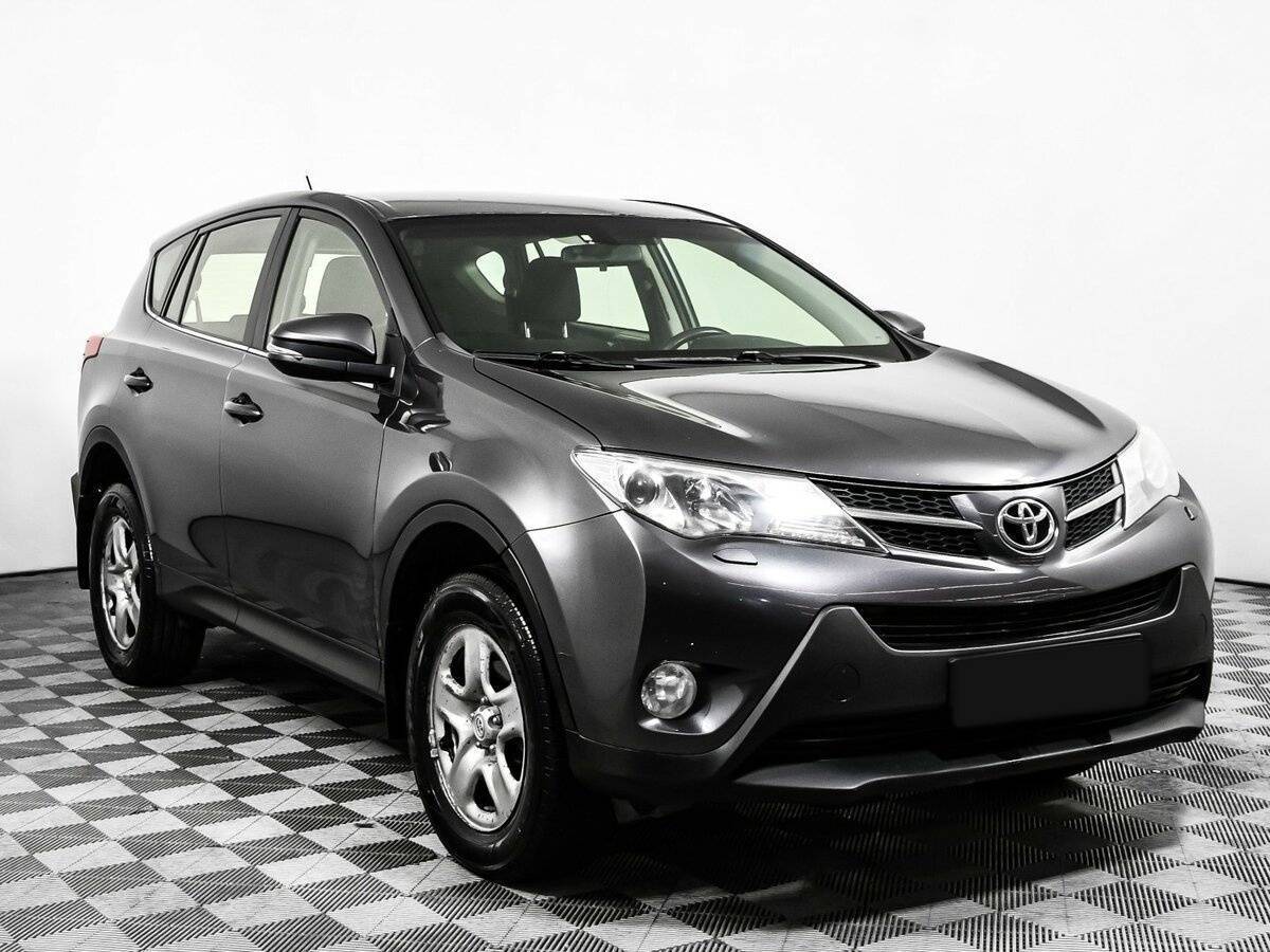 Toyota RAV4 2013 года с пробегом. Фото: #2