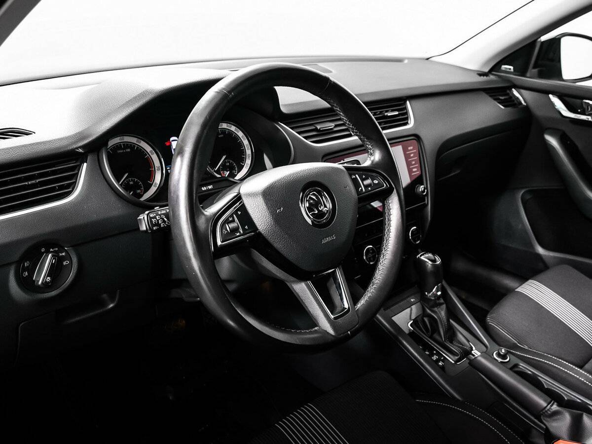 Skoda Octavia 2017 года с пробегом. Фото: #11