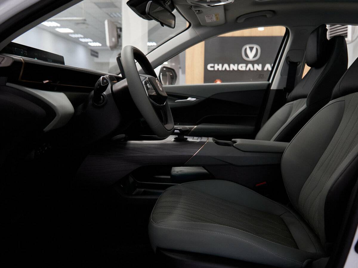 Changan Lamore 2024 года с пробегом. Фото: #11