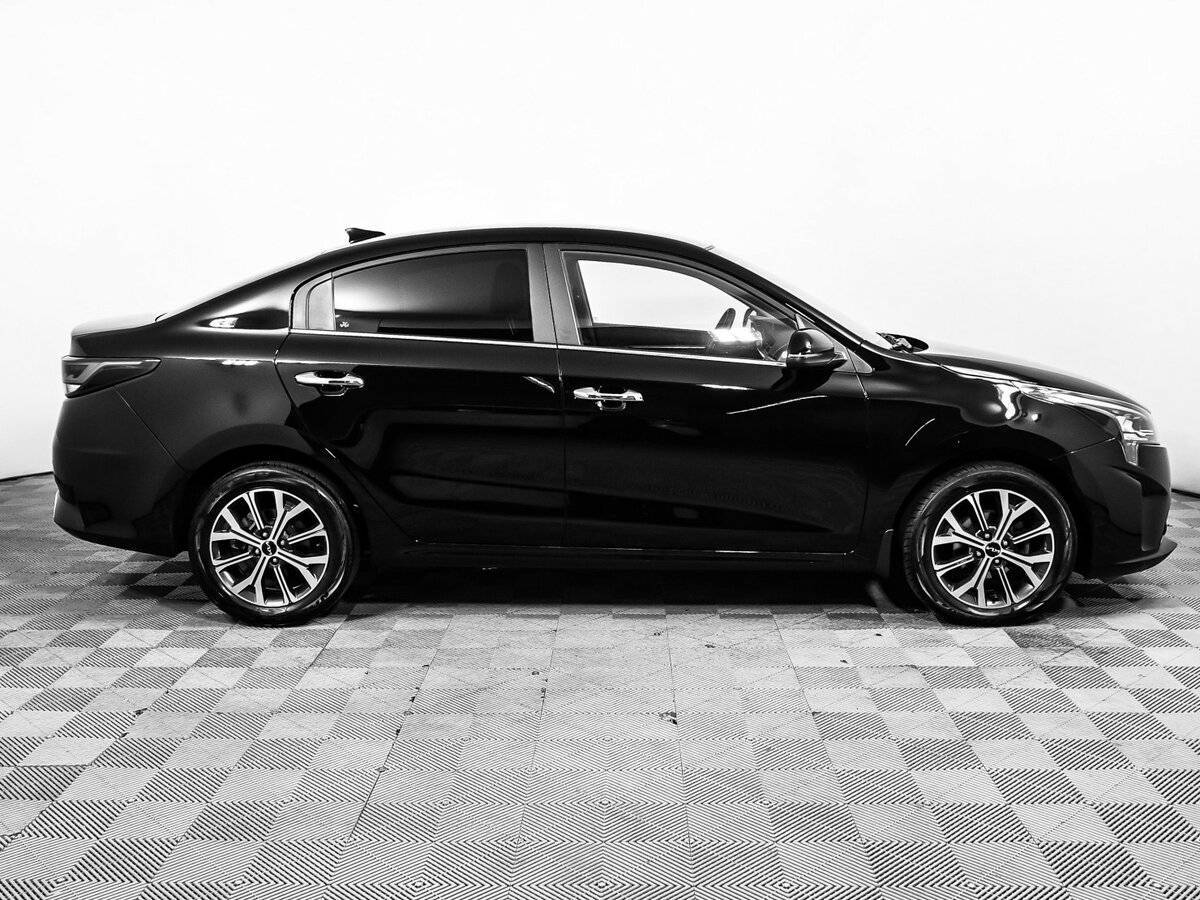 Kia Rio 2022 года с пробегом. Фото: #3