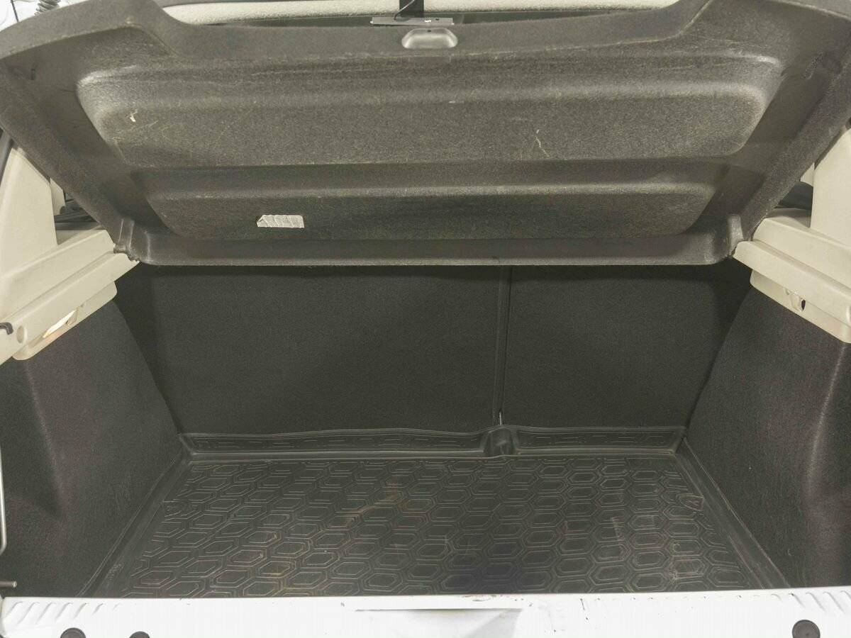 Renault Sandero 2016 года с пробегом. Фото: #22