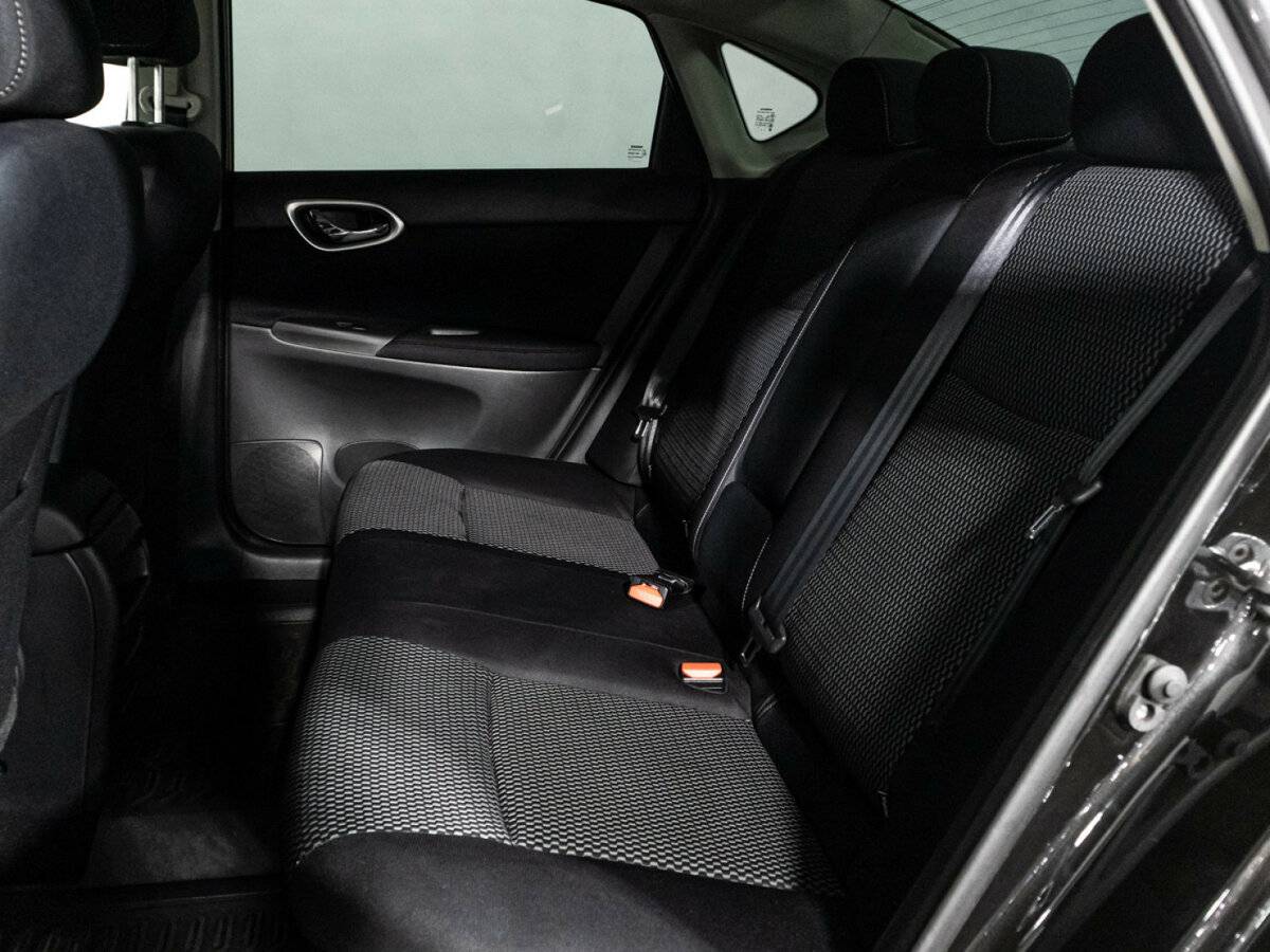 Nissan Sentra 2015 года с пробегом. Фото: #9