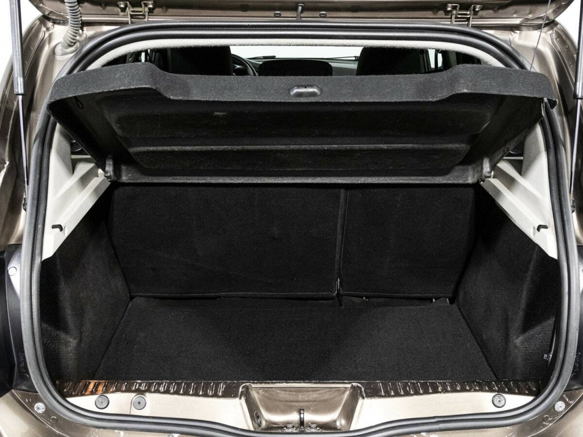 Renault Sandero 2019 года с пробегом. Фото: #30