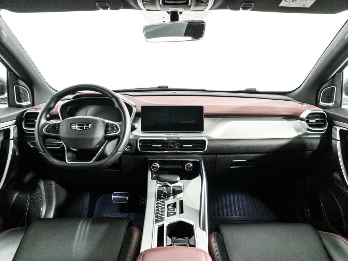 Geely Coolray 2022 года с пробегом. Фото: #12