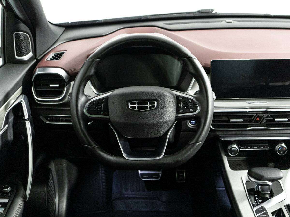 Geely Coolray 2022 года с пробегом. Фото: #22