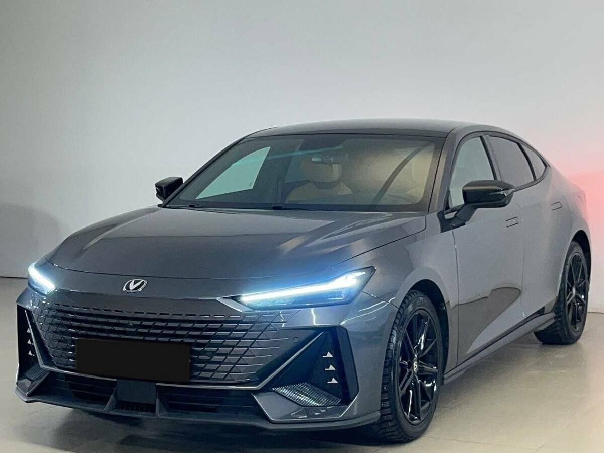 Changan UNI-V 2023 года с пробегом. Фото: #2