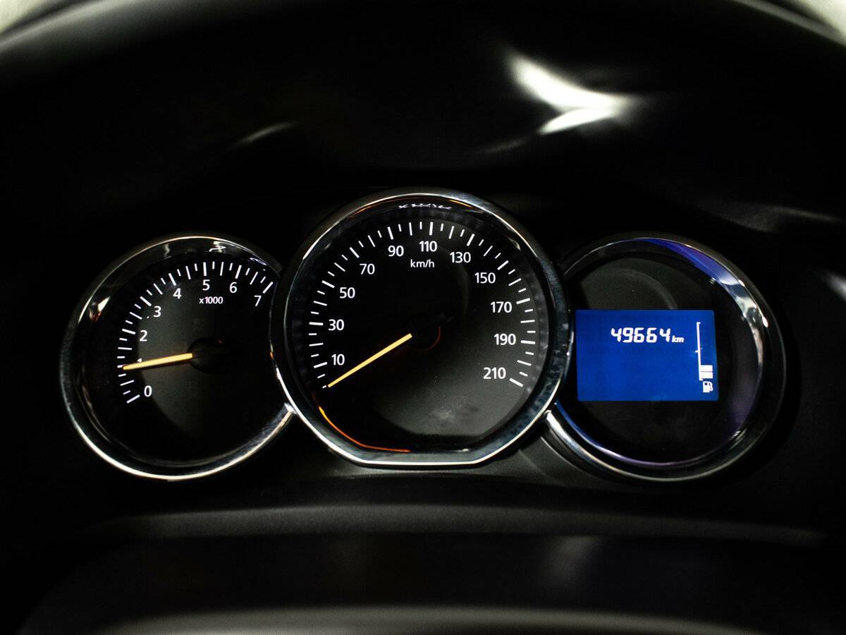 Renault Logan 2017 года с пробегом. Фото: #11