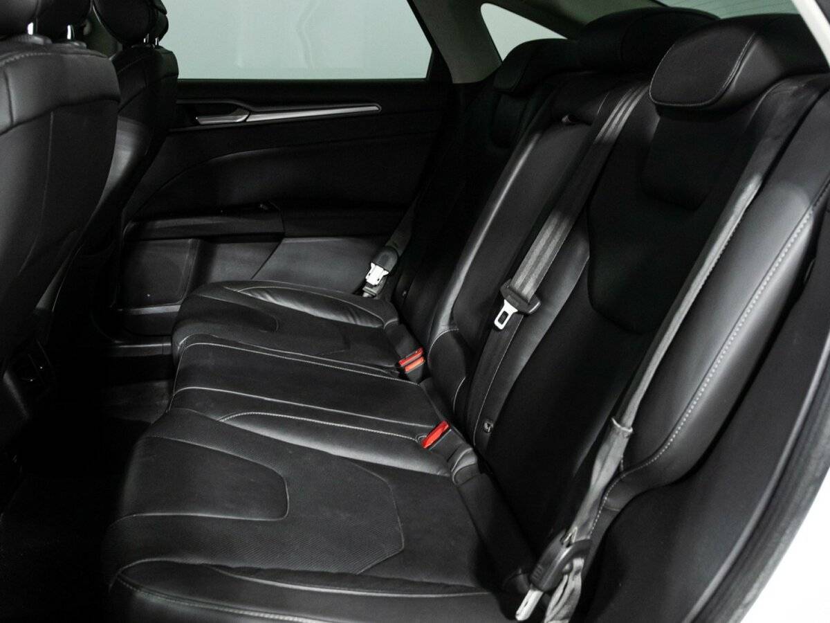 Ford Mondeo 2015 года с пробегом. Фото: #7