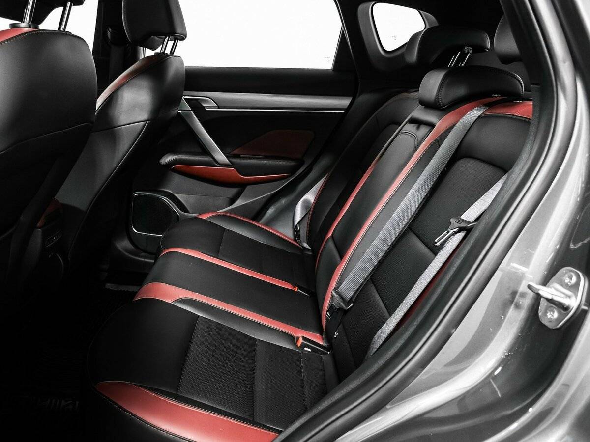 Geely Coolray 2023 года с пробегом. Фото: #13