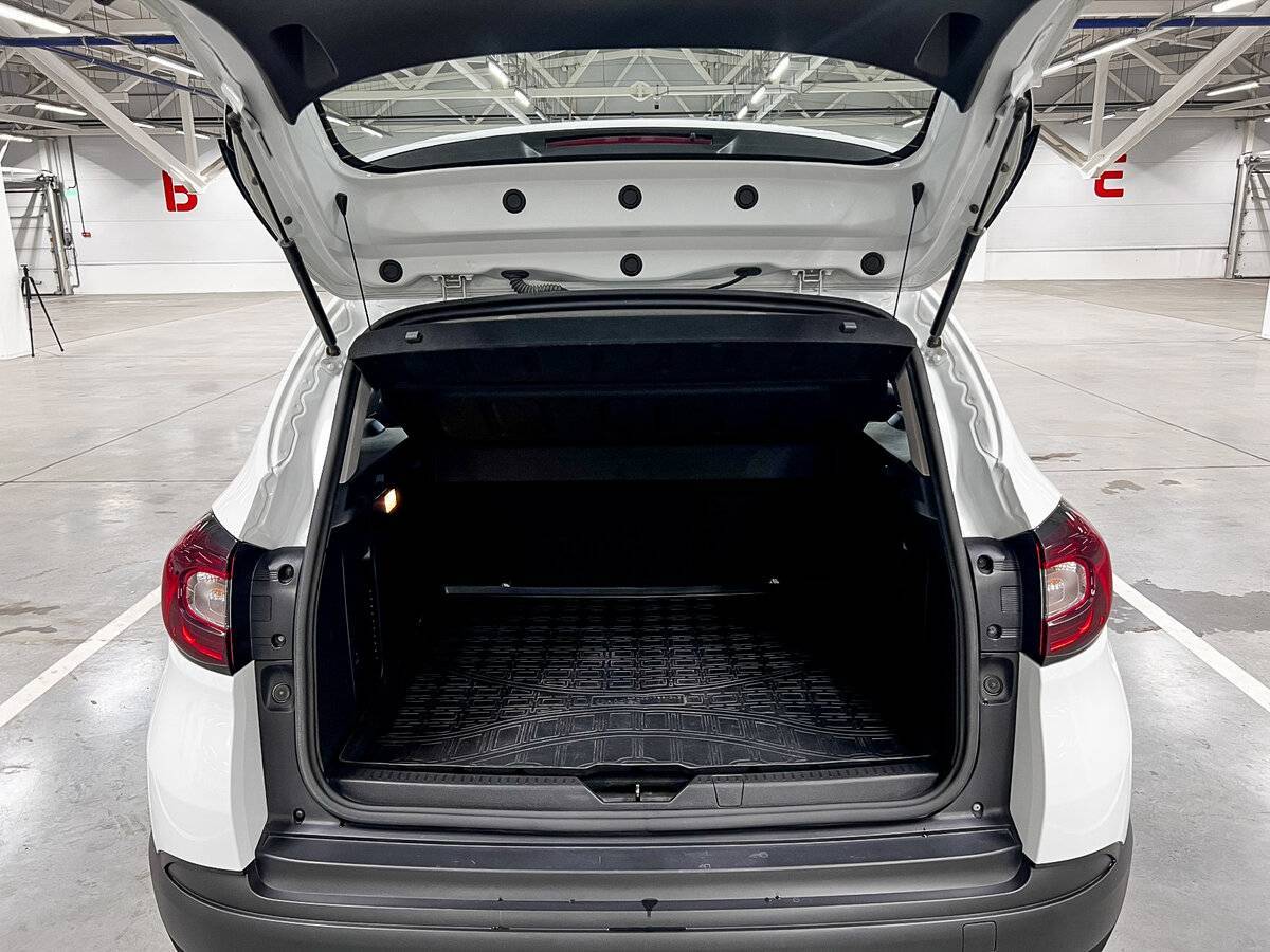 Renault Kaptur 2019 года с пробегом. Фото: #9