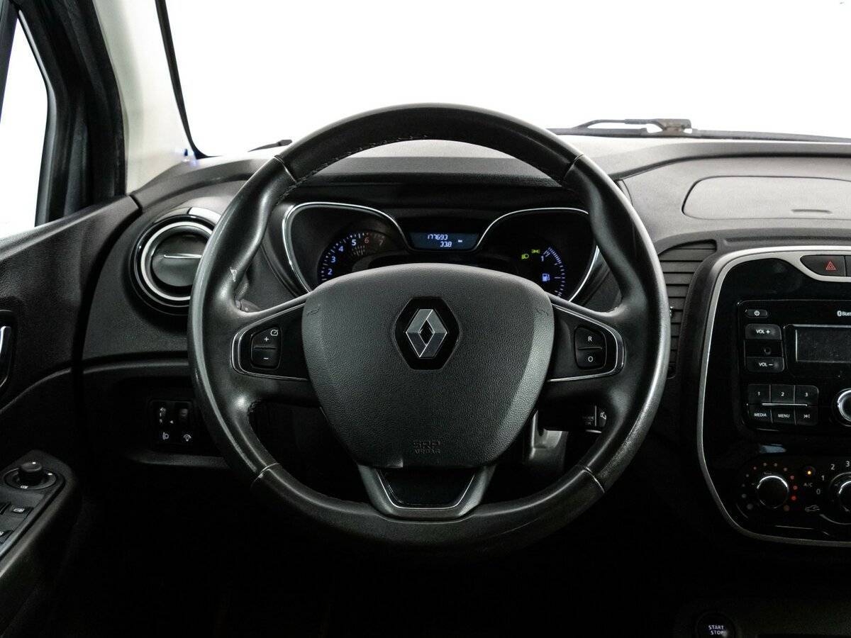 Renault Kaptur 2017 года с пробегом. Фото: #11