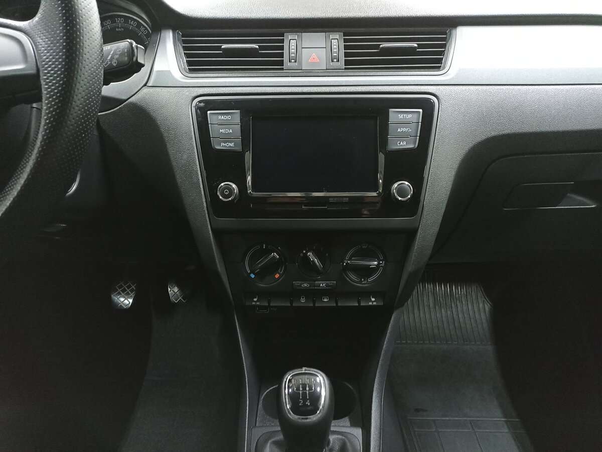 Skoda Rapid 2019 года с пробегом. Фото: #14