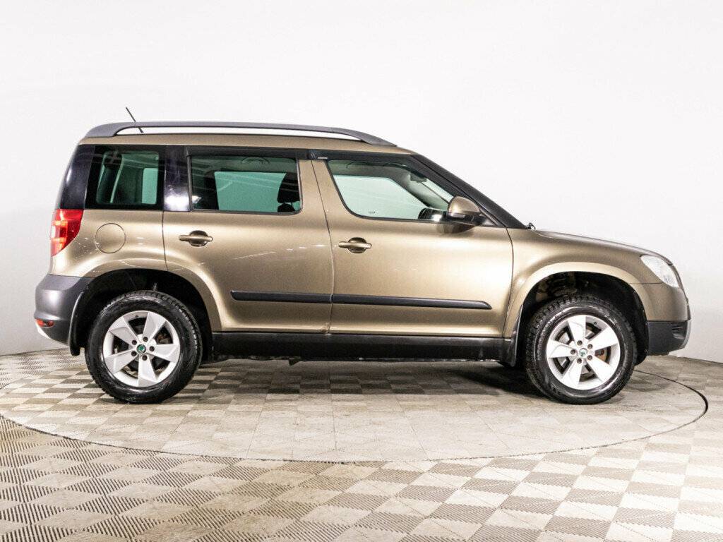 Skoda Yeti 2013 года с пробегом. Фото: #3