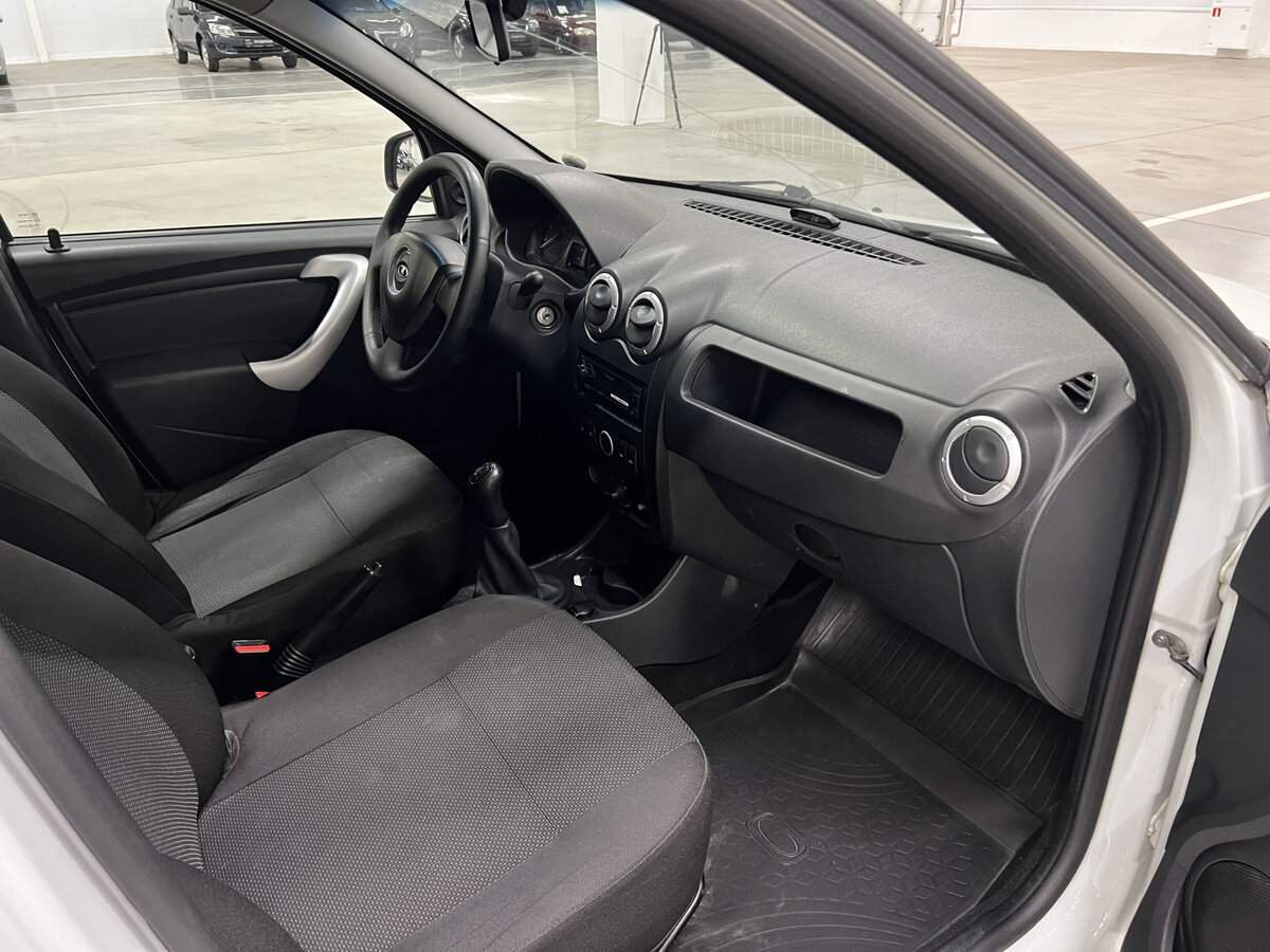 Lada (ВАЗ) Largus 2017 года с пробегом. Фото: #10